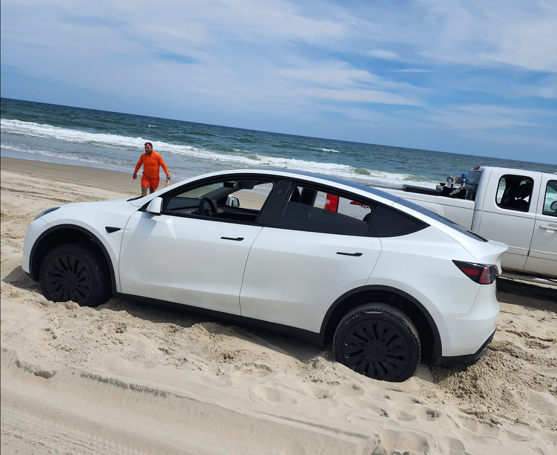 Must-Do Things to Avoid Getting Stuck While Driving in Sand